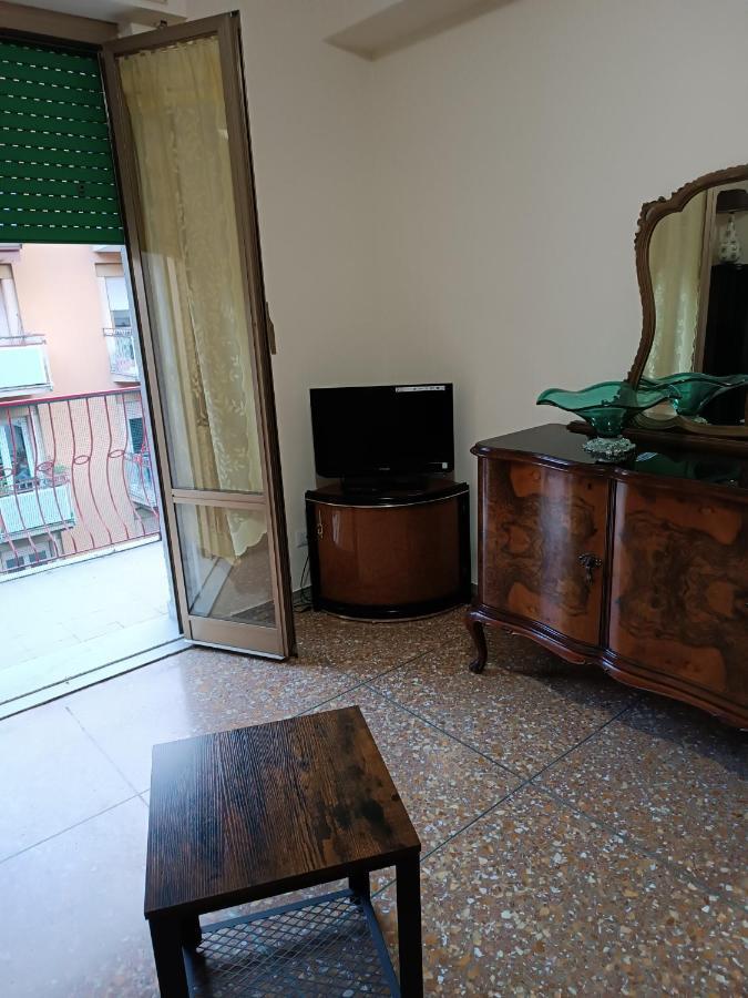 Hortis Apartment, 5 Persone, 2 Camere, Balcone, Metro C E Tram Per Il Centro Rom Exterior foto