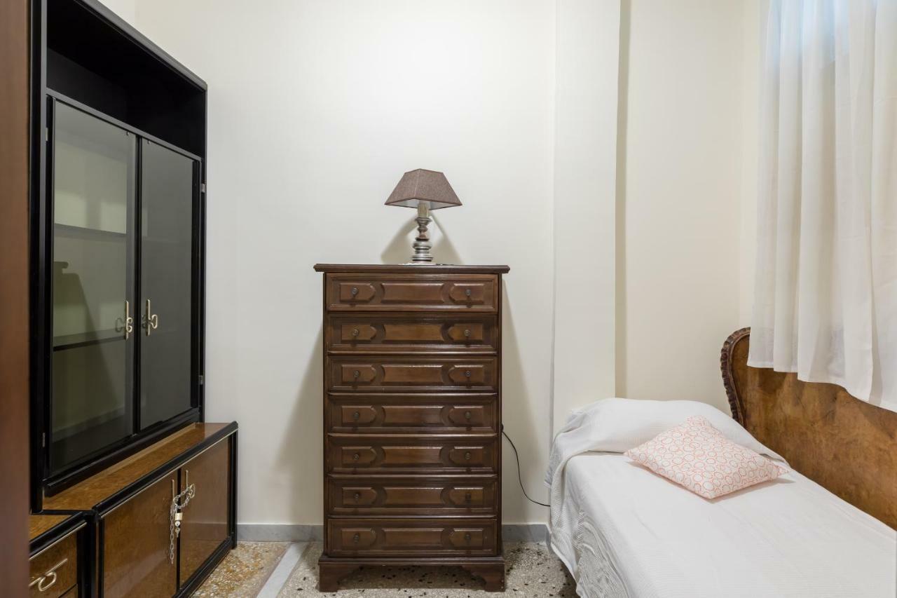 Hortis Apartment, 5 Persone, 2 Camere, Balcone, Metro C E Tram Per Il Centro Rom Exterior foto